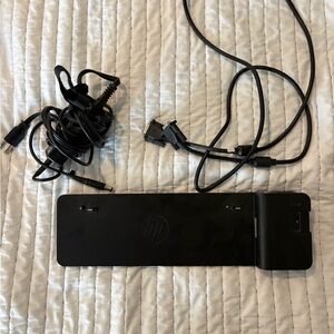 HP Black Connectivity Dock